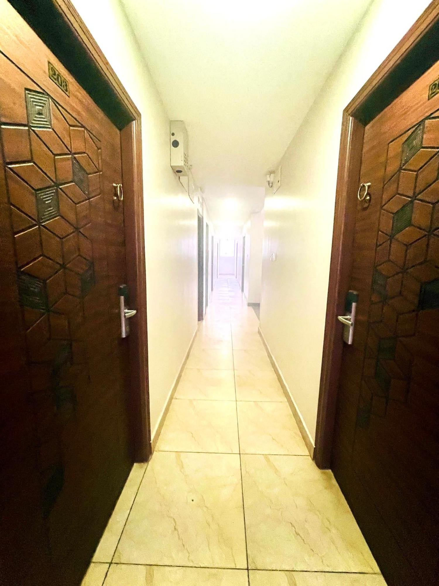 Aura By Agira Hotels Yelahanka Exterior photo