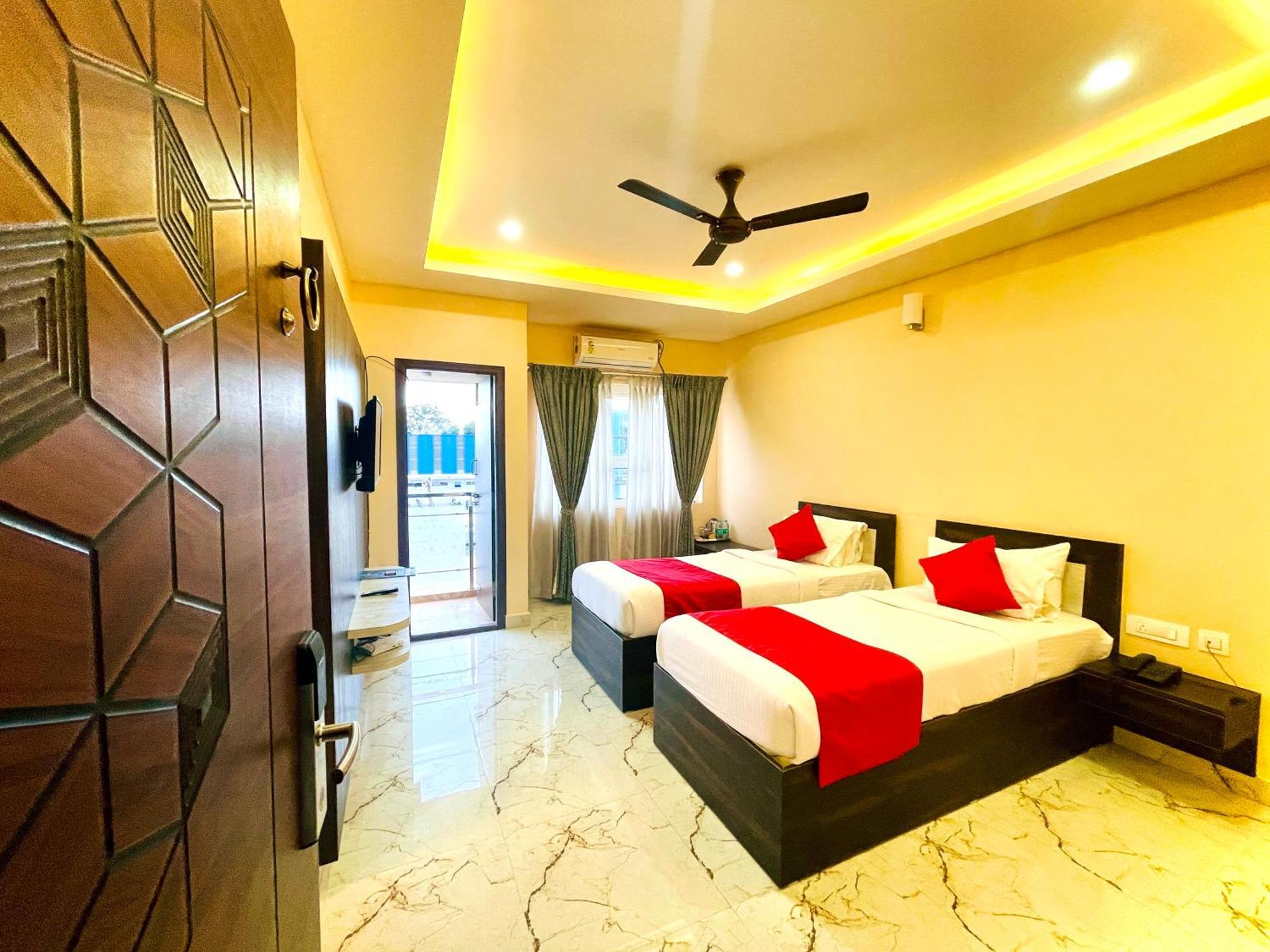 Aura By Agira Hotels Yelahanka Exterior photo