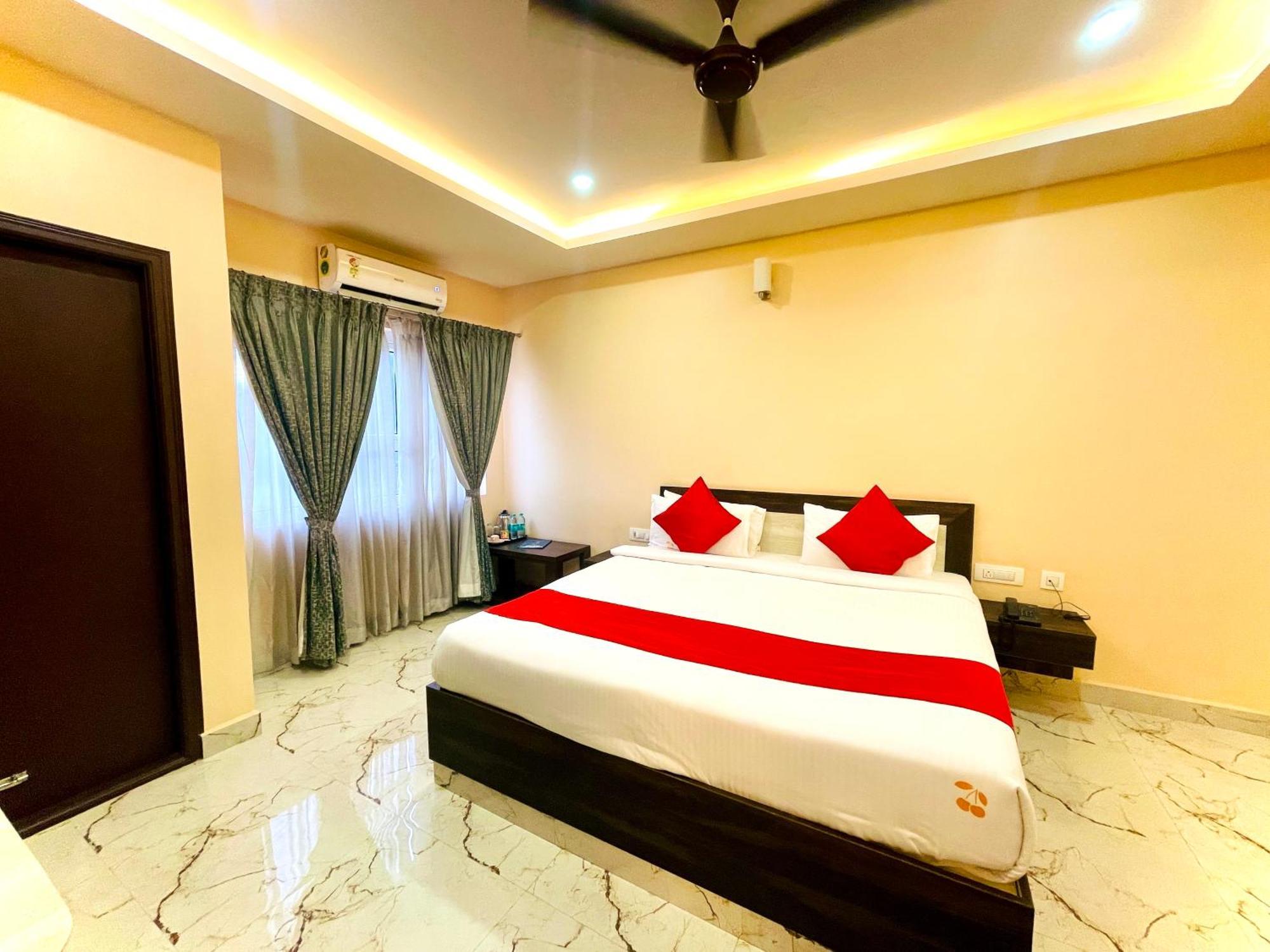 Aura By Agira Hotels Yelahanka Exterior photo